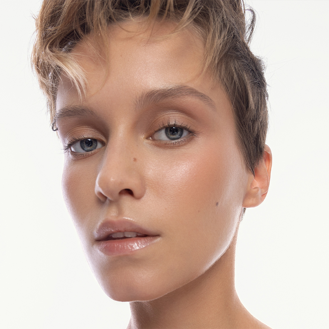 Тональная основа матирующая Skinnovation Matte, тон 04 темно-бежевый от Influence Beauty + 6