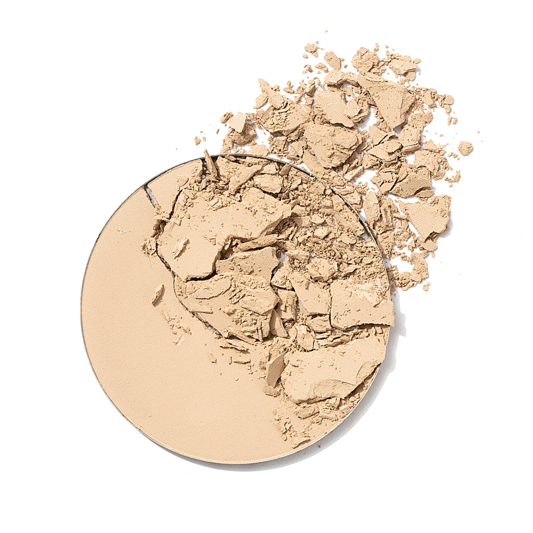 Компактная пудра Mineral Matte Skin, тон 23 универсальный бежевый от Estrade + 2